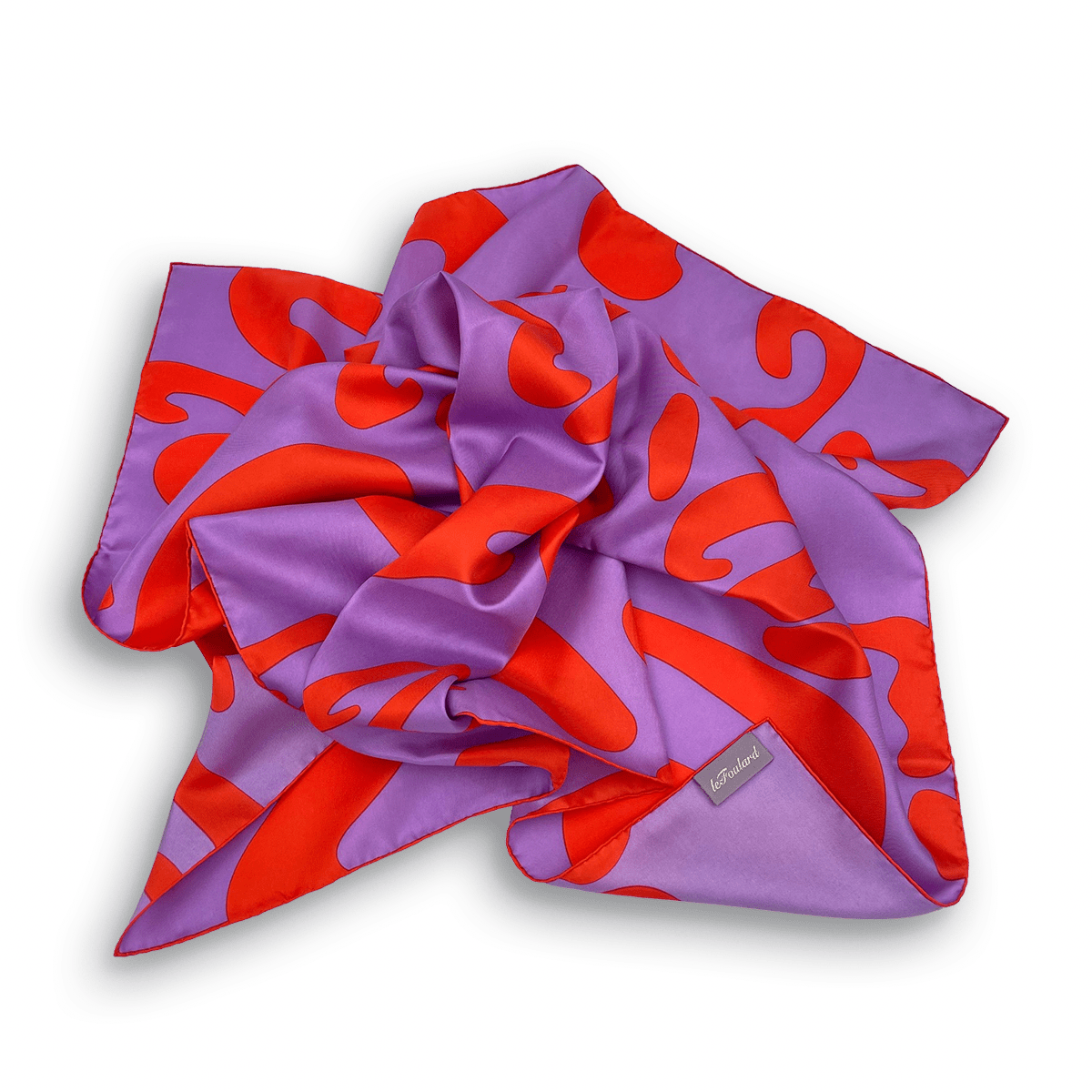 leDafi Seidenfoulard von leFoulard inszeniert und fotografiert vom Glarussell