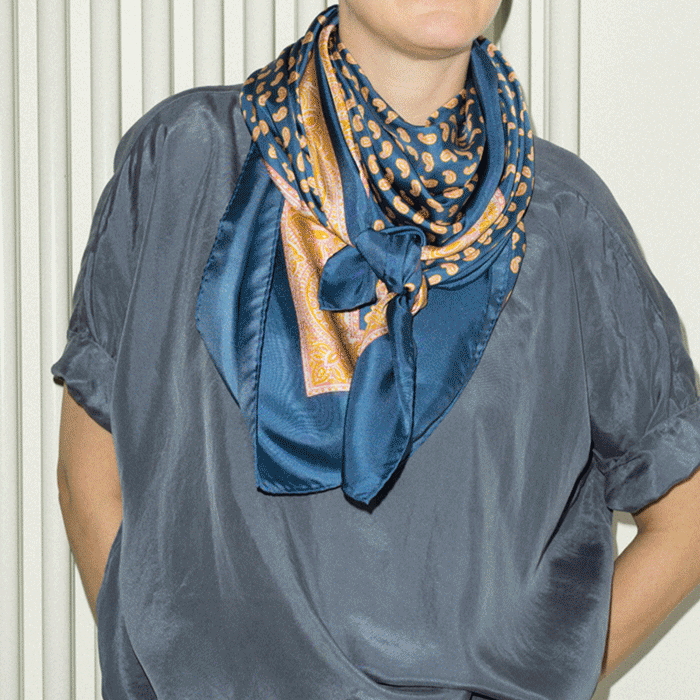 GIF leGlaronais fotografiert von Benjakon  für le Foulard Schweiz. 