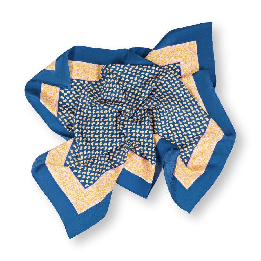 leGlaronais | Édition 90 | Royalblue als Rosette, Siebdruck Mitlödi – letzte Seidendruckerei Schweiz